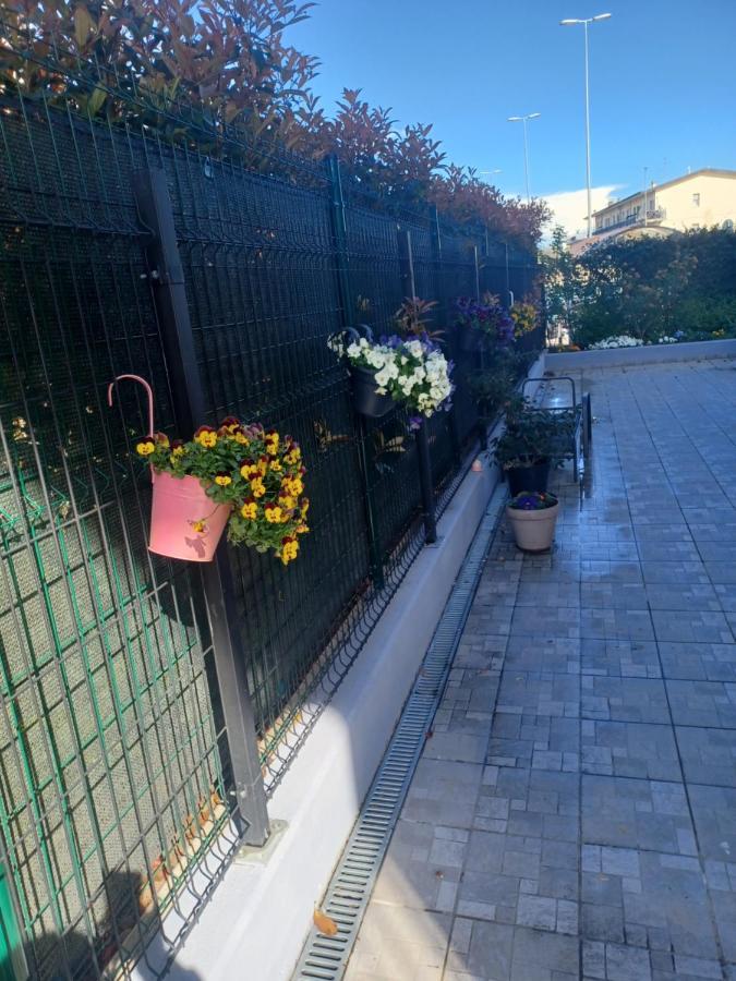 Alessietto Lägenhet Verona Exteriör bild